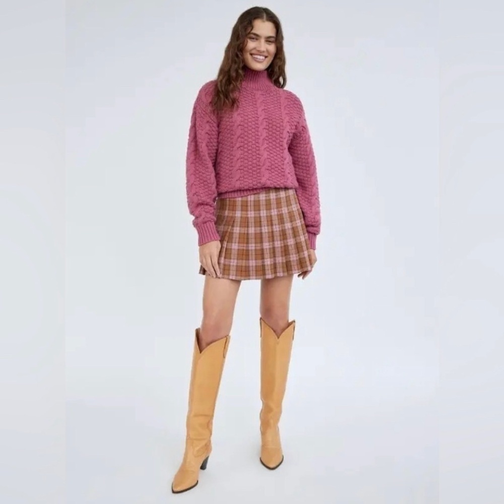 Aritzia Wilfred Juliet Burgundy/ Cream Plaid Pleated Mini Skirt New Size 0